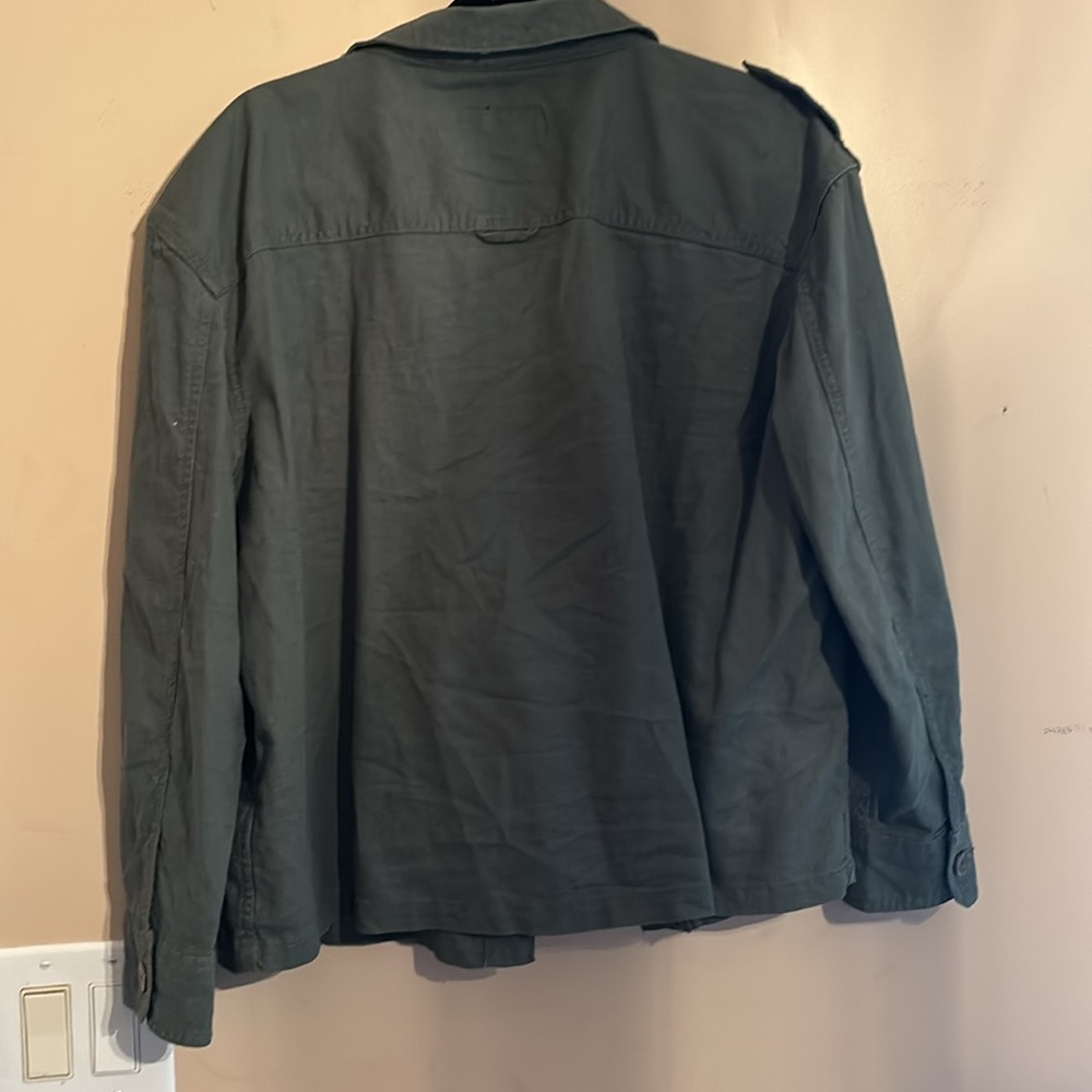 Green jacket - Picture 3 of 3